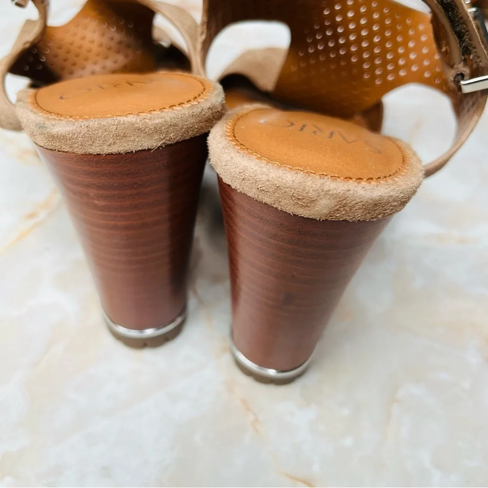 FRANCO SARTO ALLISTER PLATFORM SANDAL, Taupe, Perforated, Block Heel, 9.5 NEW